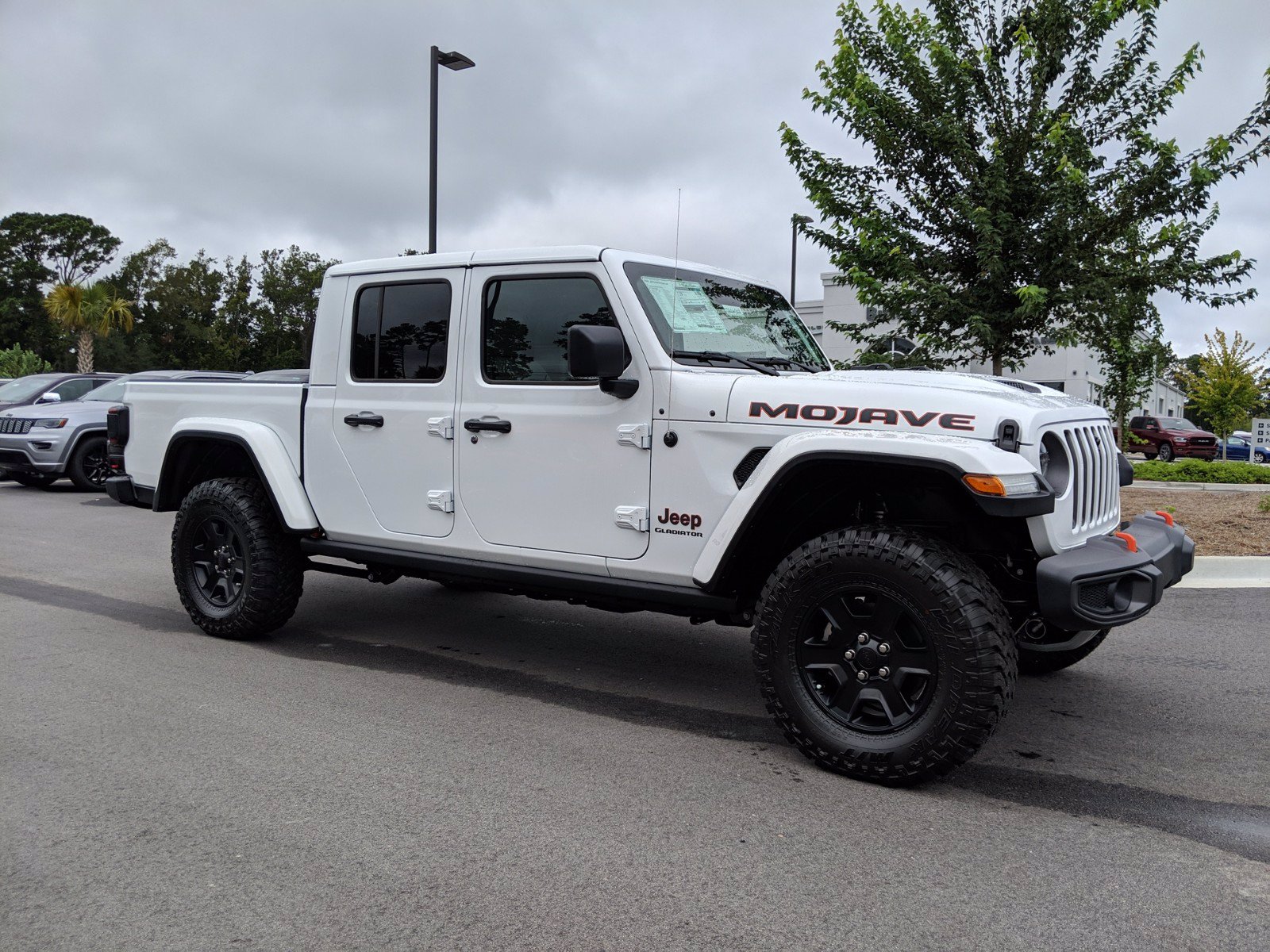 New 2020 Jeep Gladiator Mojave 4D Crew Cab in Beaufort #J206201 ...