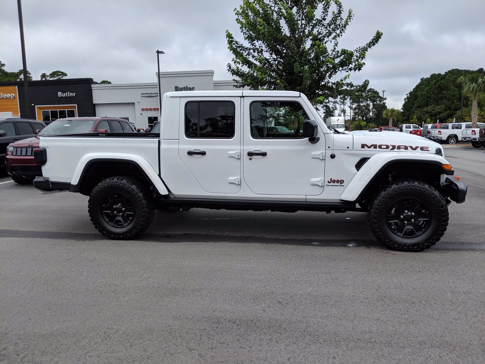 New 2020 Jeep Gladiator Mojave 4D Crew Cab in Beaufort #J206201 ...