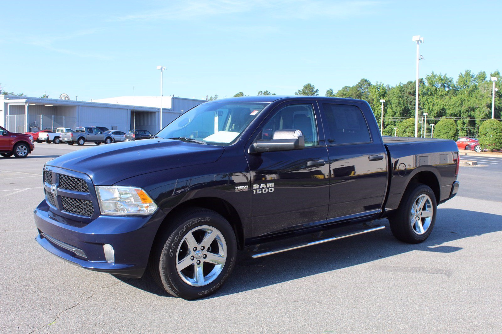 Pre-Owned 2017 Ram 1500 Express Crew Cab Pickup in Milledgeville # ...