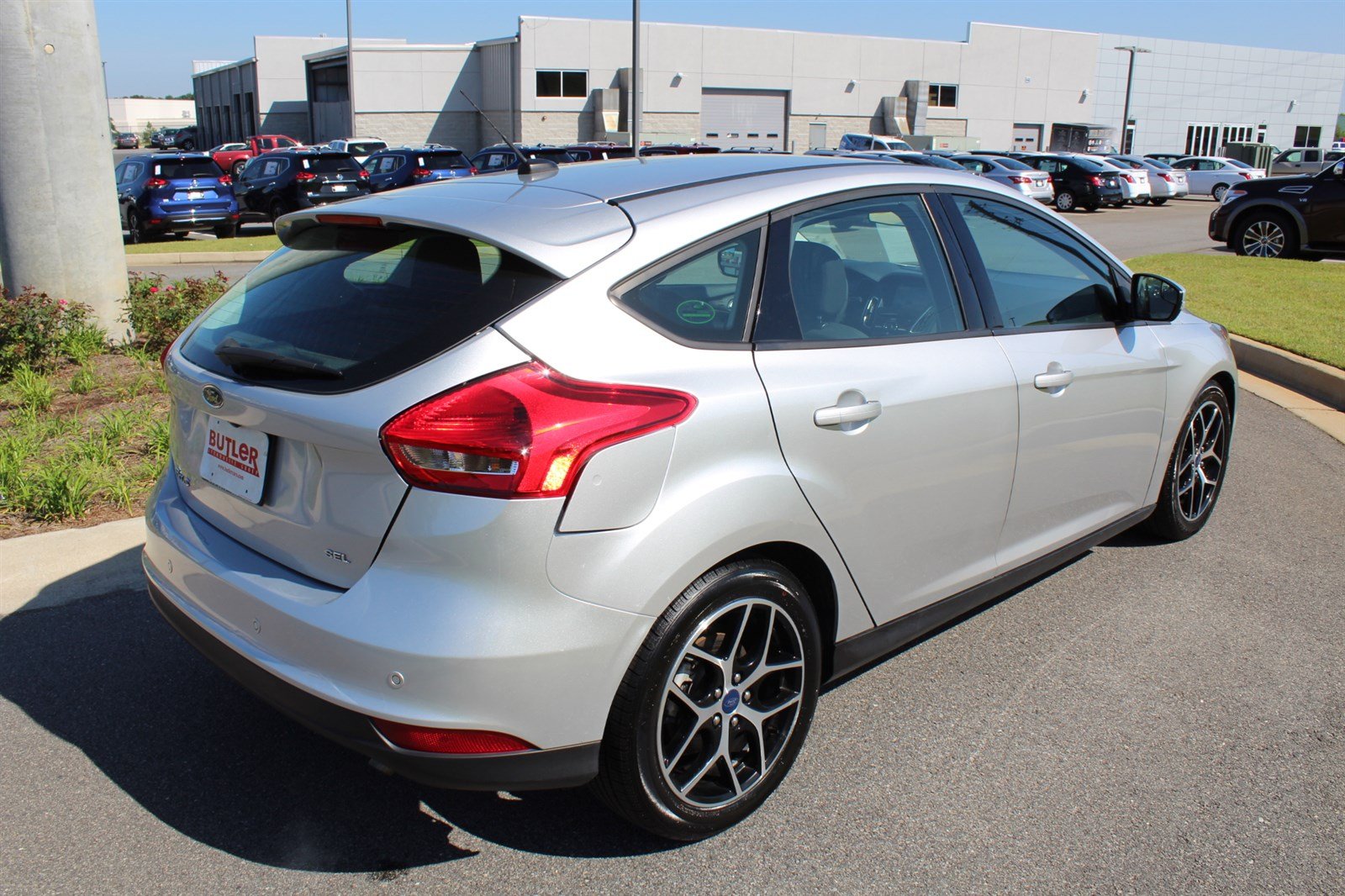 Pre-Owned 2017 Ford Focus SEL Hatchback in Macon #N2888 | Butler Auto Group