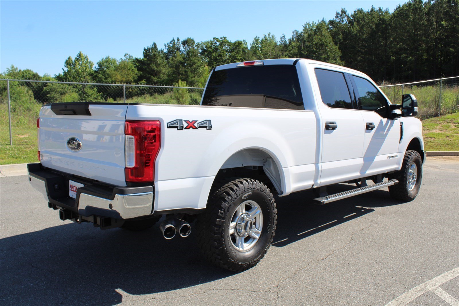 PreOwned 2017 Ford Super Duty F250 SRW XLT Crew Cab Pickup in