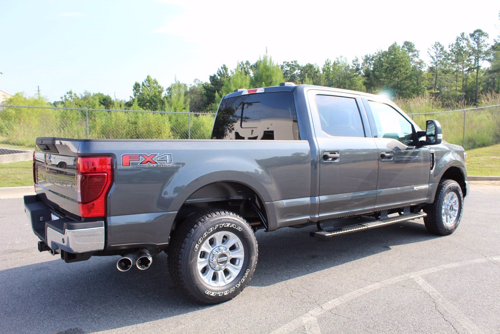 New 2020 Ford Super Duty F-250 SRW XLT Crew Cab Pickup in Milledgeville ...