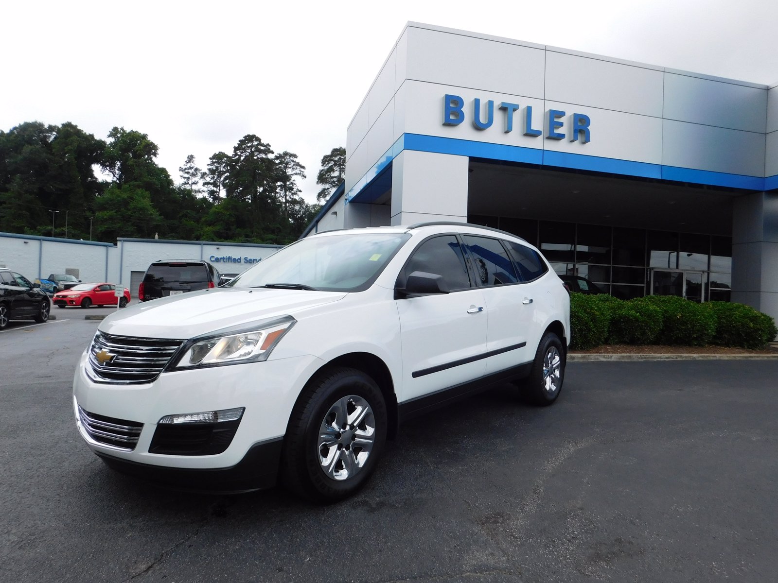 Pre Owned 2016 Chevrolet Traverse Ls Sport Utility In Macon 300194p