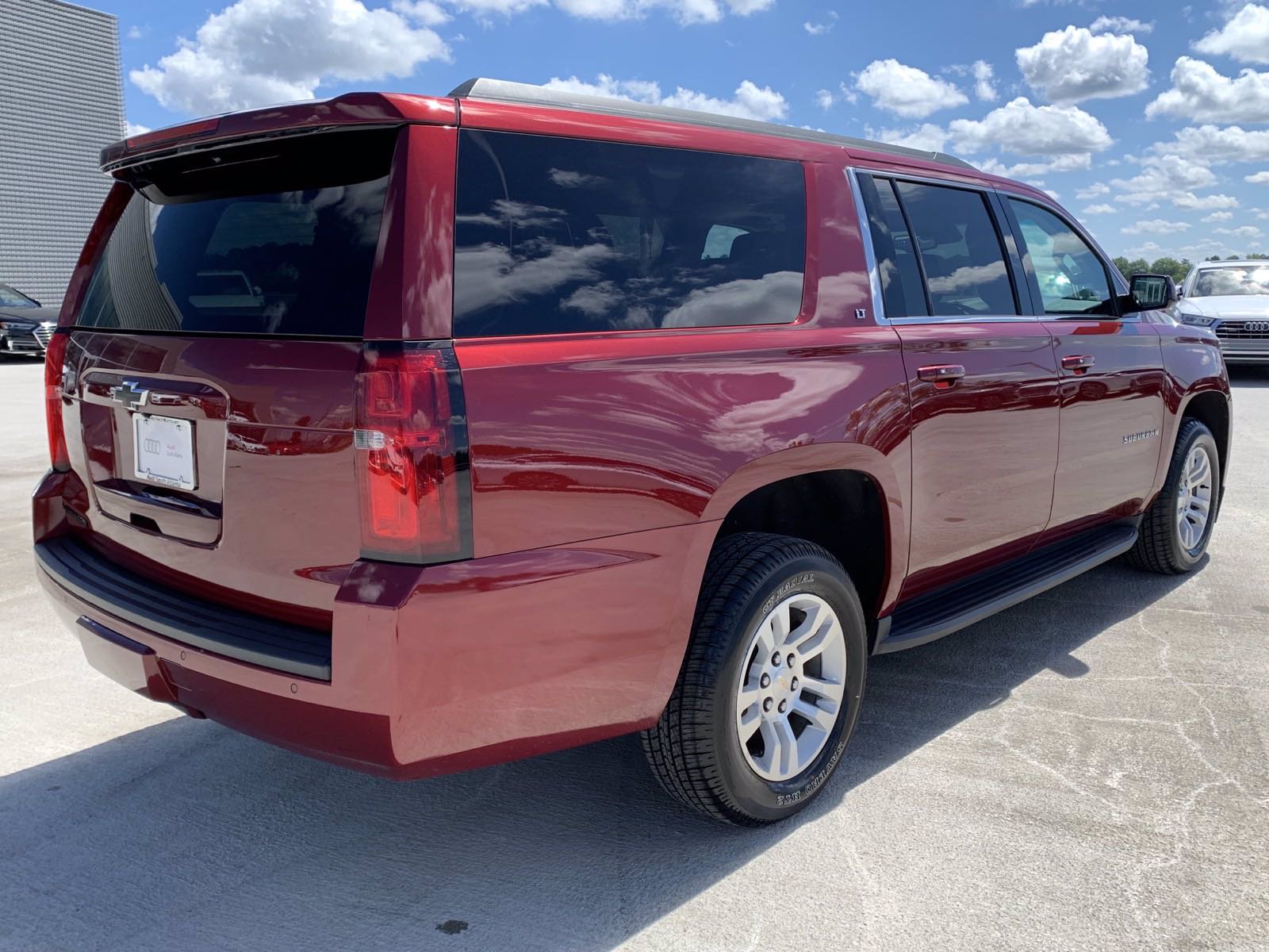 Chevrolet suburban 2017