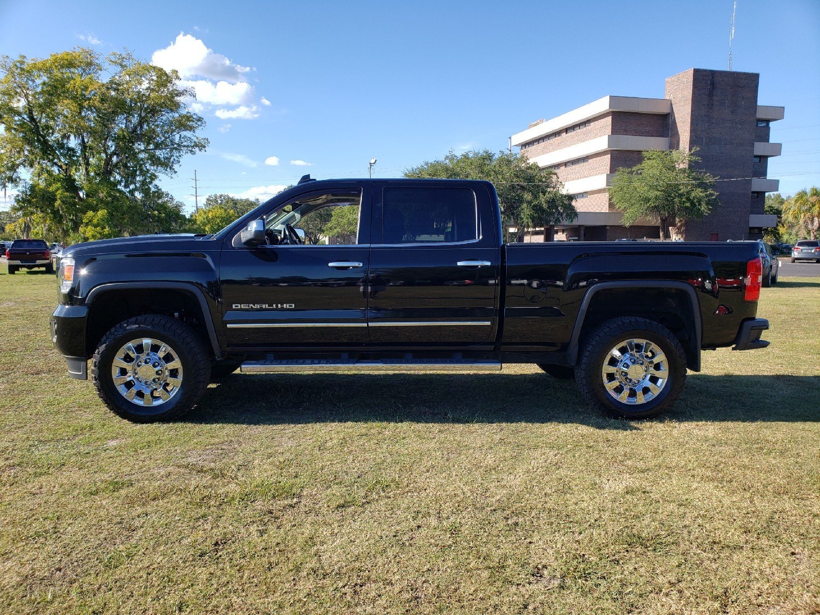 Pre-Owned 2015 GMC Sierra 2500HD Denali 4D Crew Cab in Beaufort # ...