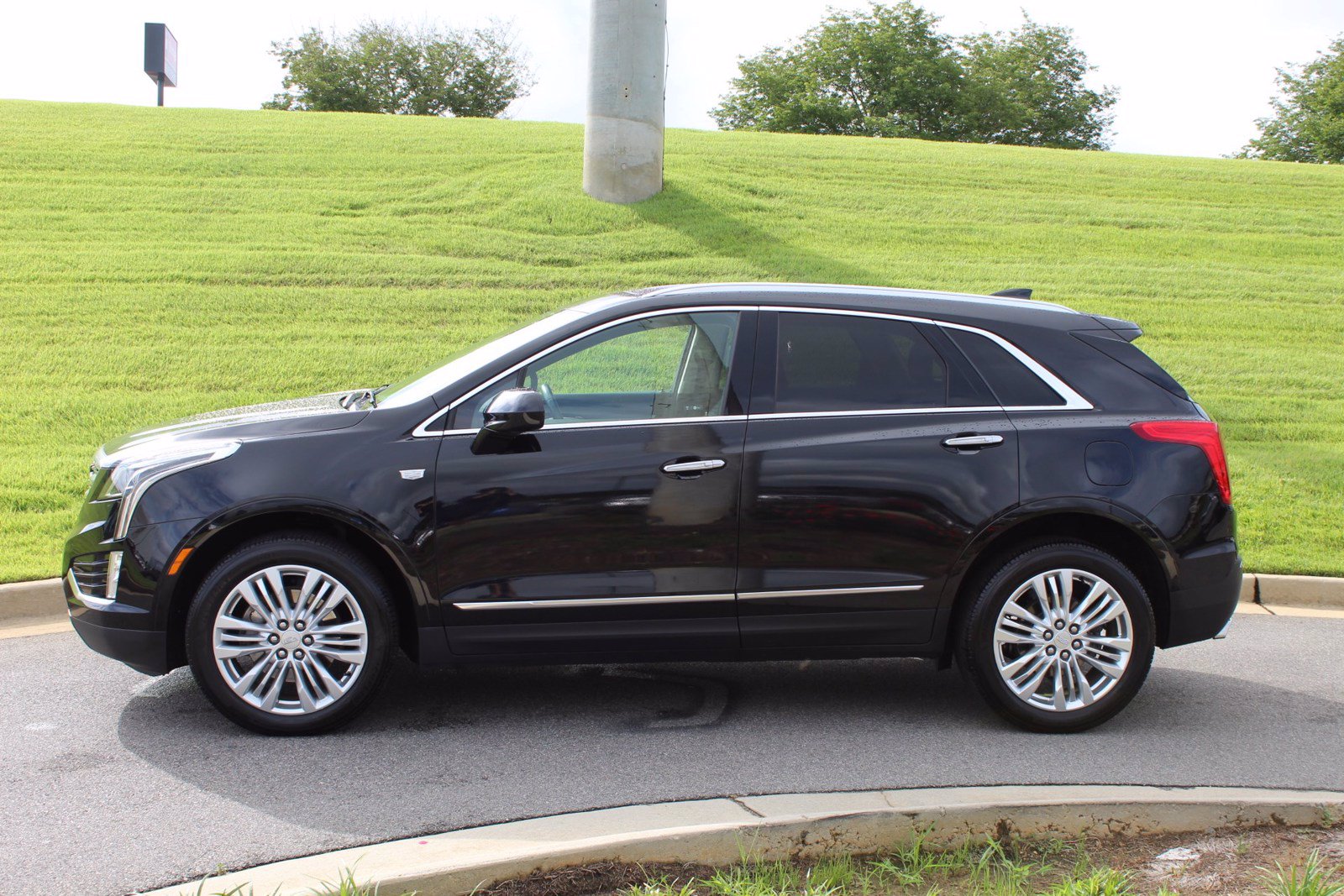 PreOwned 2018 Cadillac XT5 Premium Luxury FWD Sport Utility in Macon N3532 Butler Auto Group