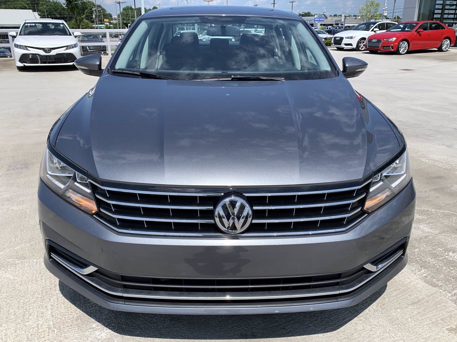 Pre-Owned 2019 Volkswagen Passat 2.0T Wolfsburg Edition 4dr Car in ...