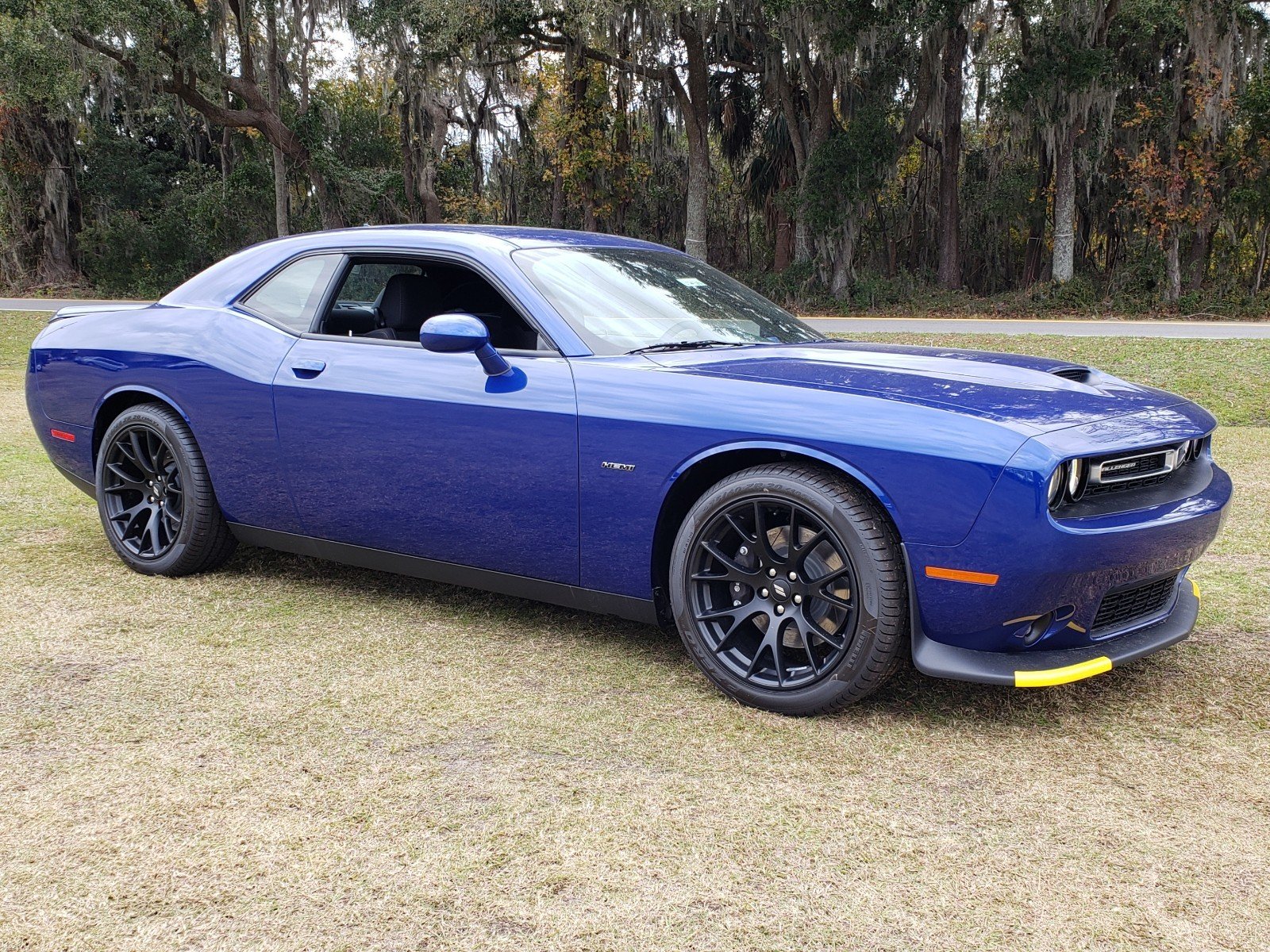 Dodge challenger rt 2019