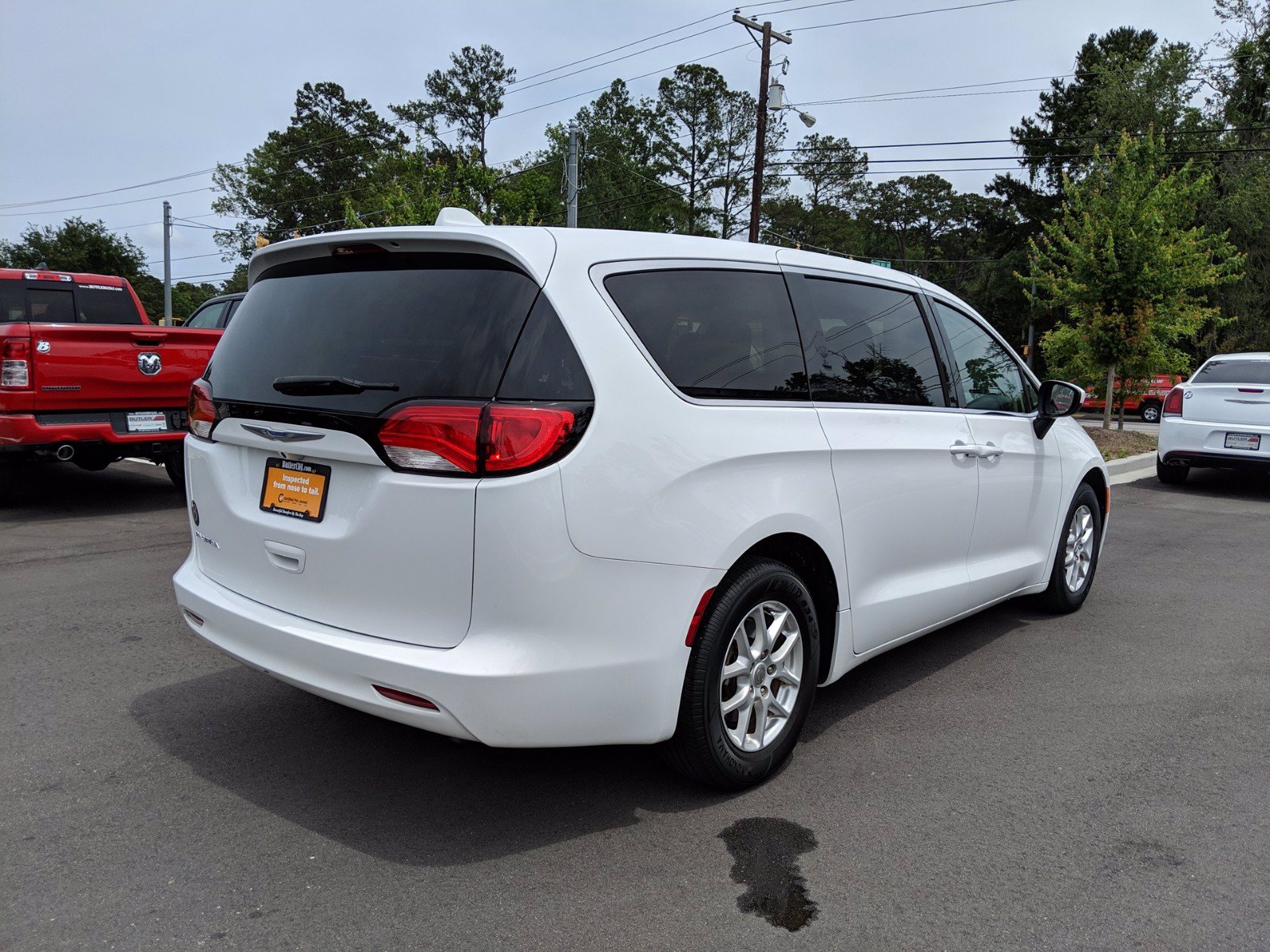 Certified PreOwned 2017 Chrysler Pacifica LX 4D Passenger