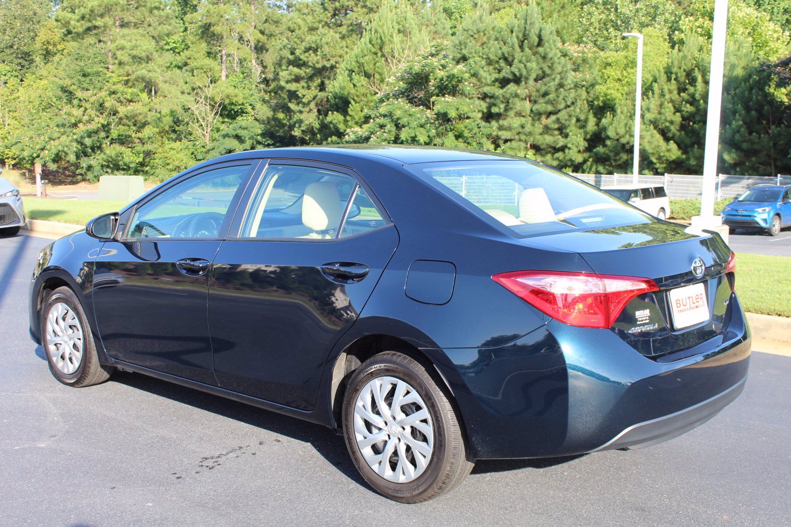 Certified Pre-Owned 2019 Toyota Corolla LE 4dr Car in Macon #U334891A ...