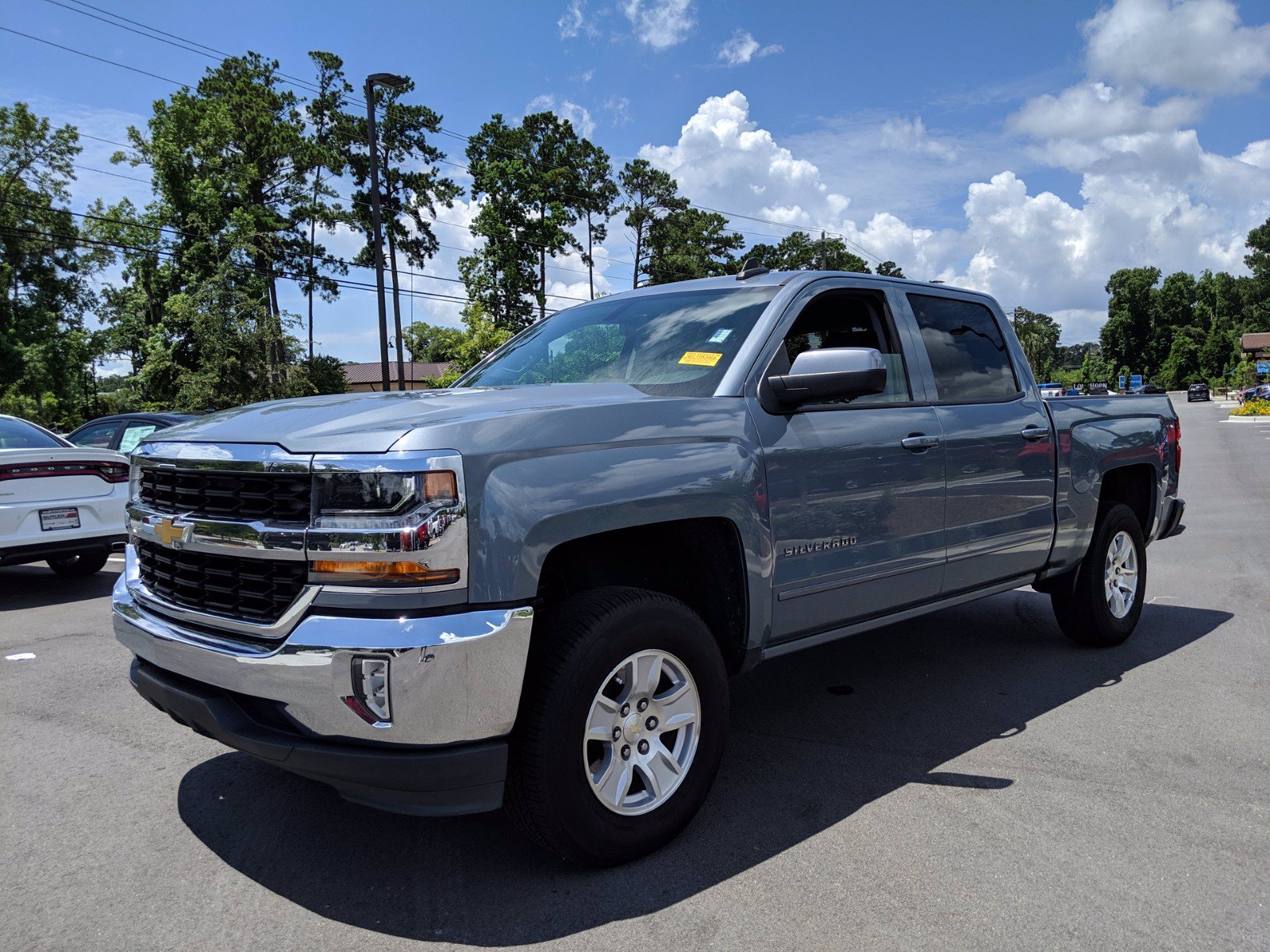 Pre-owned 2016 Chevrolet Silverado 1500 Lt 4d Crew Cab In Beaufort # 