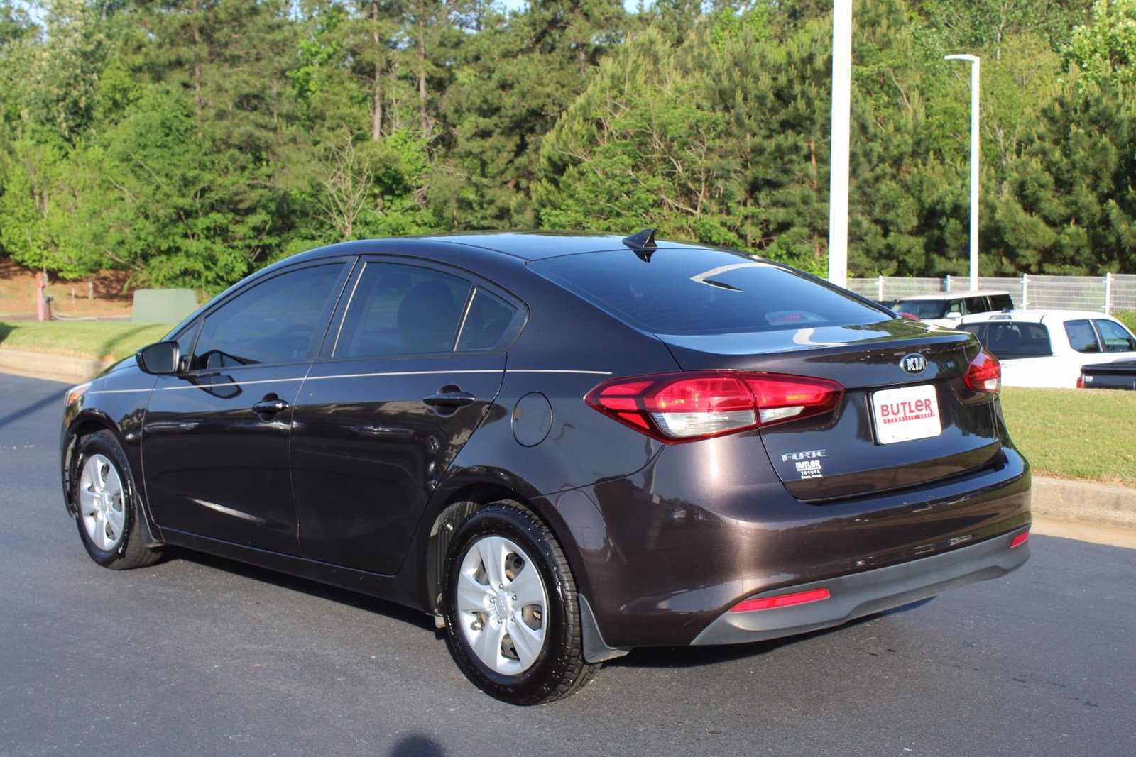 Pre-Owned 2017 Kia Forte LX 4dr Car in Macon #U858257A | Butler Auto Group