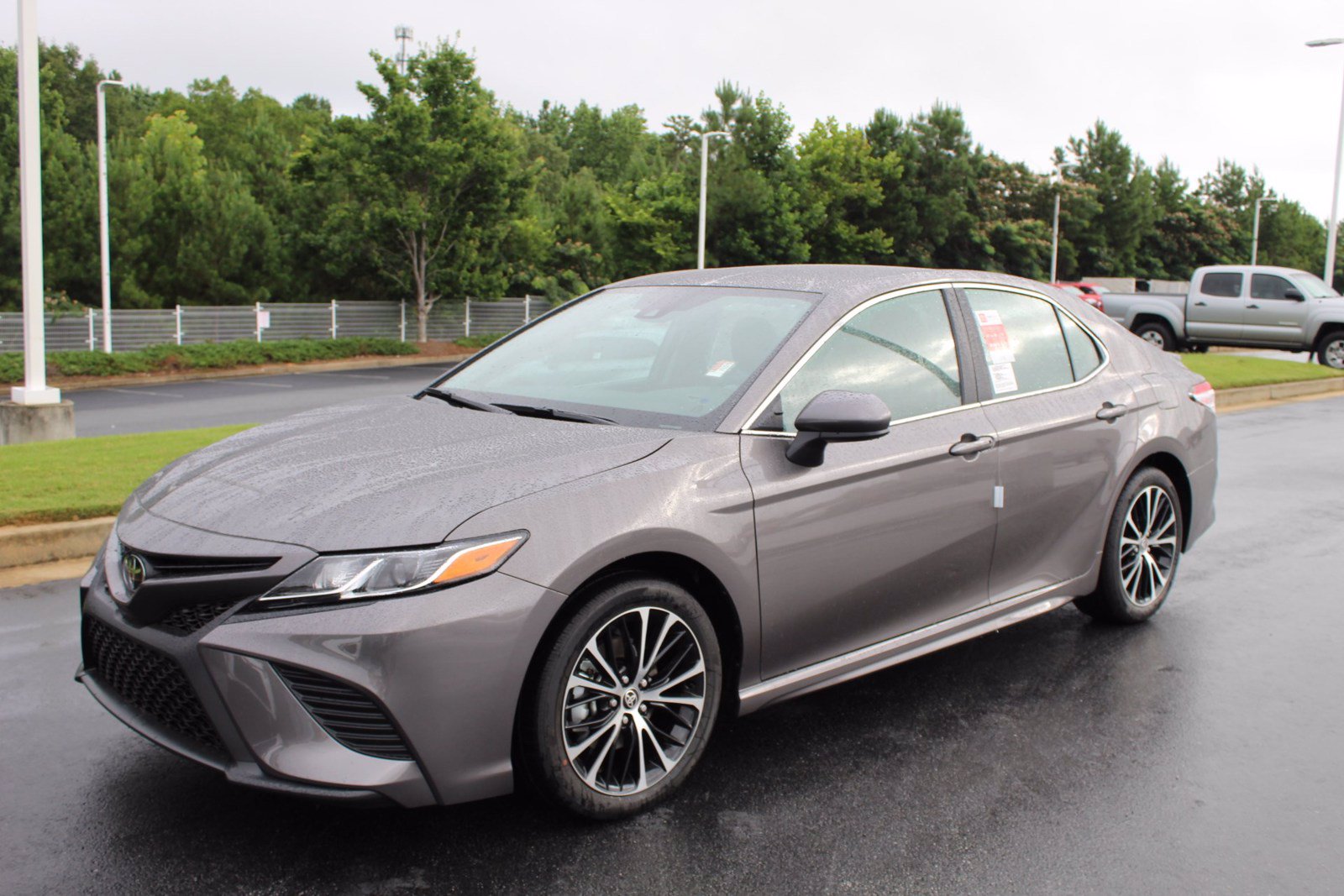 New 2020 Toyota Camry SE 4dr Car in Macon #U960804 | Butler Auto Group