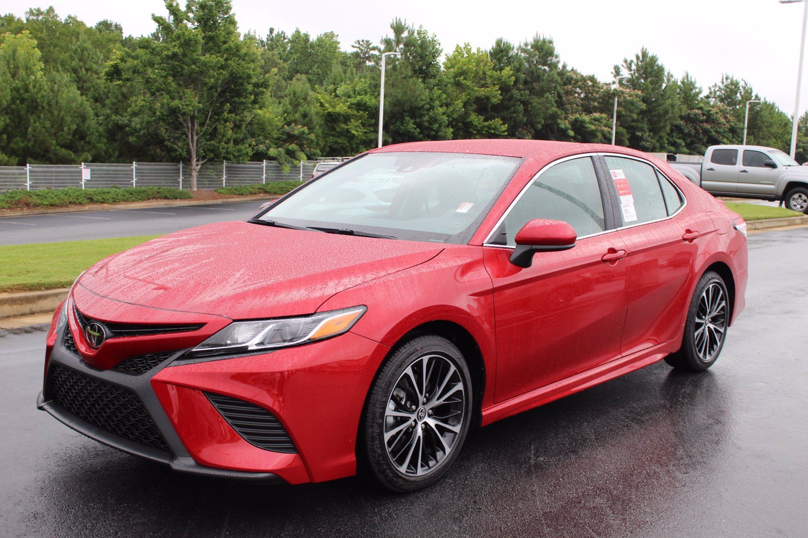 Camry se 2020