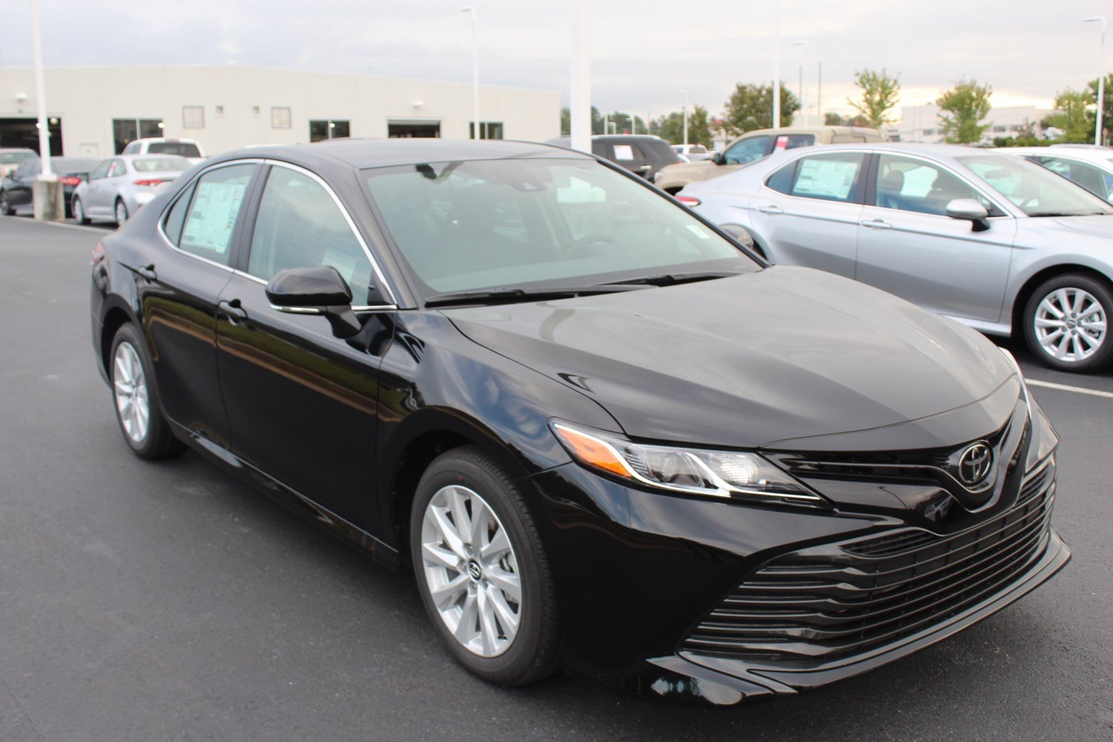 New 2020 Toyota Camry LE 4dr Car in Macon #U873777 | Butler Auto Group