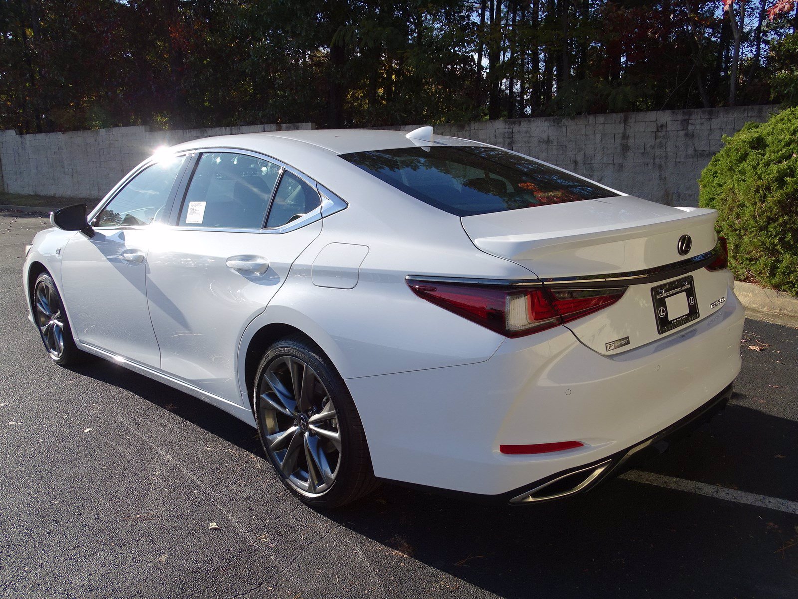 Lexus es f