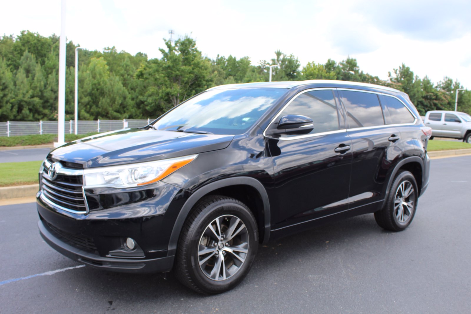 Pre-Owned 2016 Toyota Highlander XLE Sport Utility in Macon #C067494A