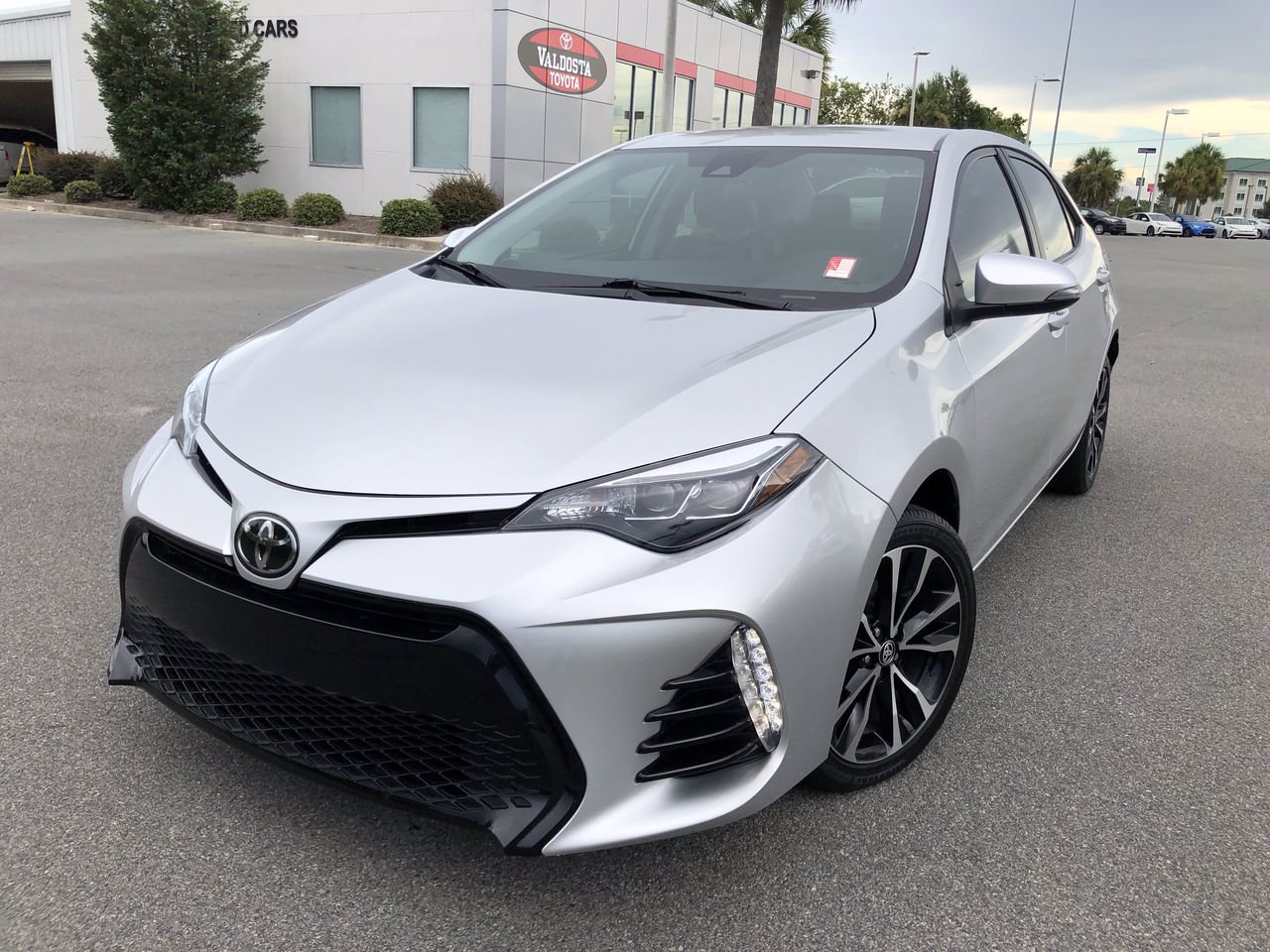 Certified Pre-Owned 2018 Toyota Corolla SE 4dr Car in Valdsota #220200A