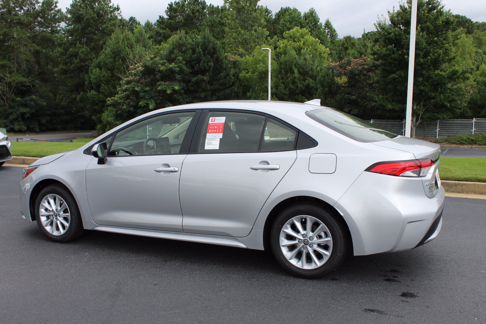 New 2021 Toyota Corolla LE 4dr Car in Macon #J121072 | Butler Auto Group