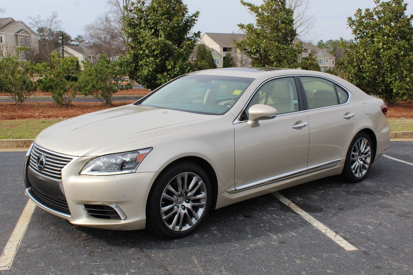 Lexus ls iv 460