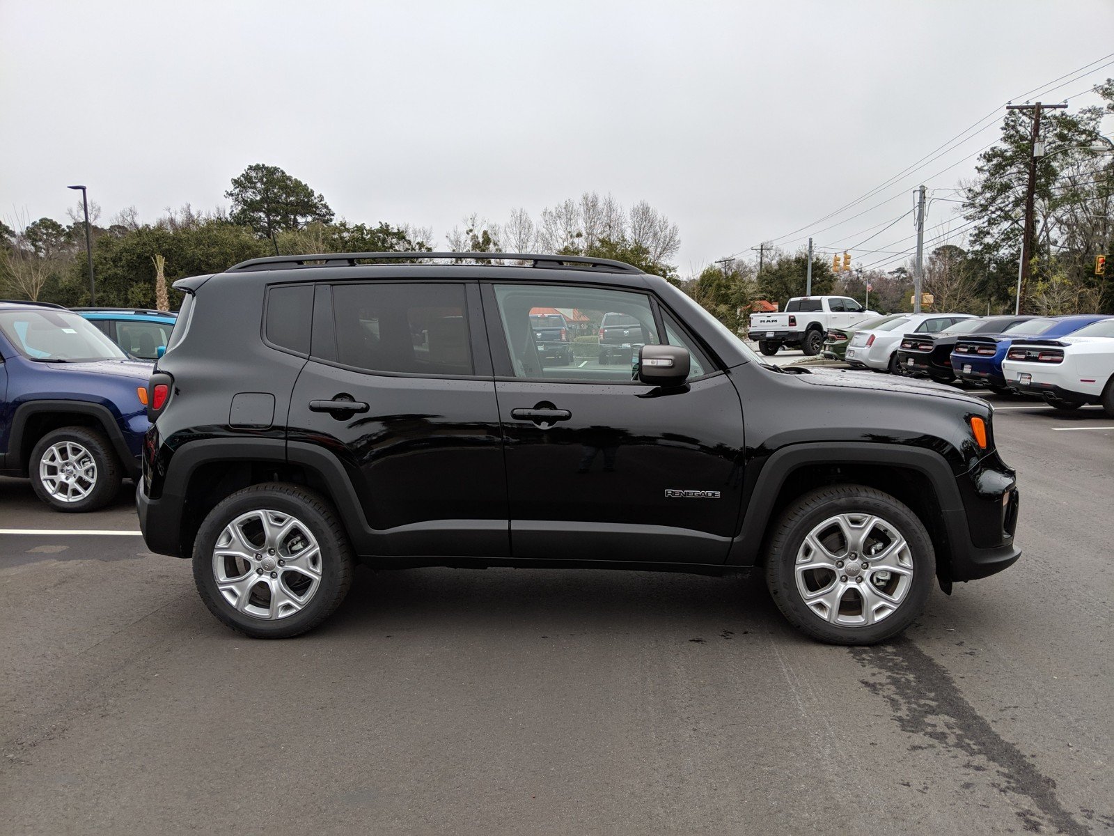 New 2019 Jeep Renegade Limited 4D Sport Utility in